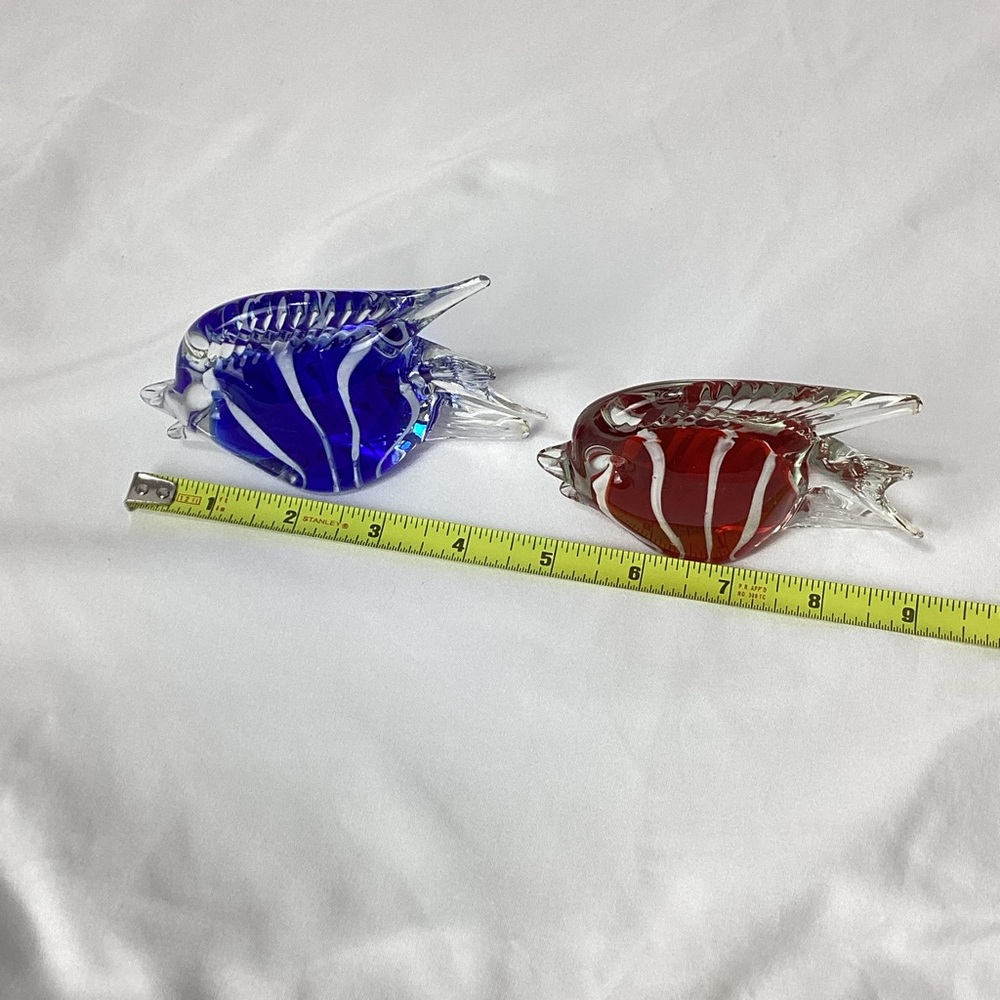 Glass Fish Figurines in Red and Blue Art Glass Fish Paperweights Decor - Picture 11 of 15